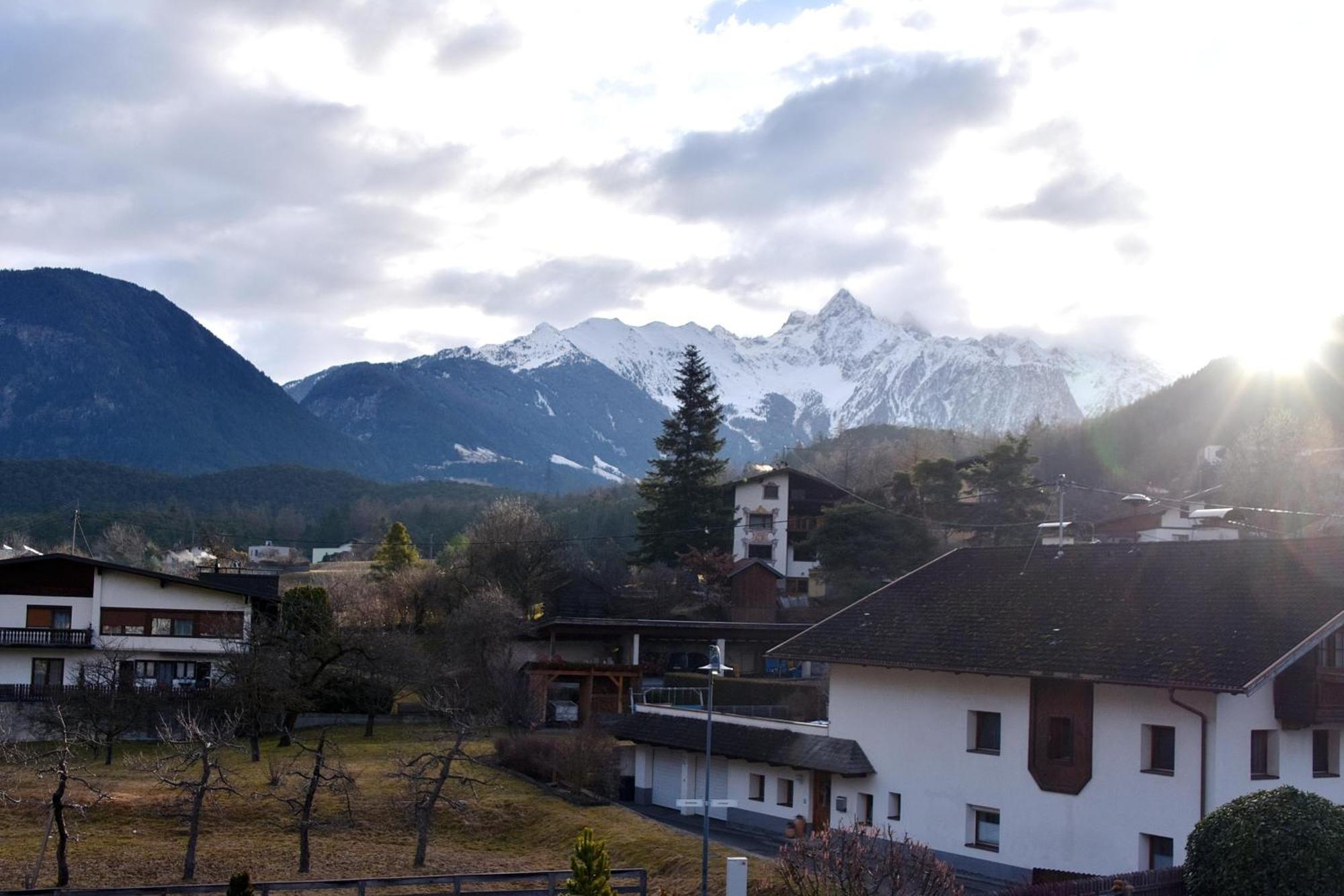Gaestehaus Koell Roppen Bagian luar foto