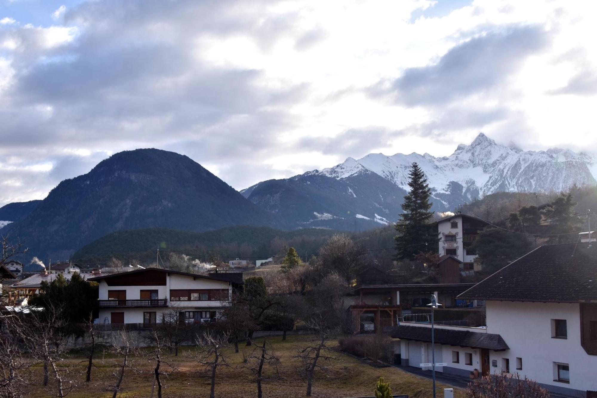 Gaestehaus Koell Roppen Bagian luar foto