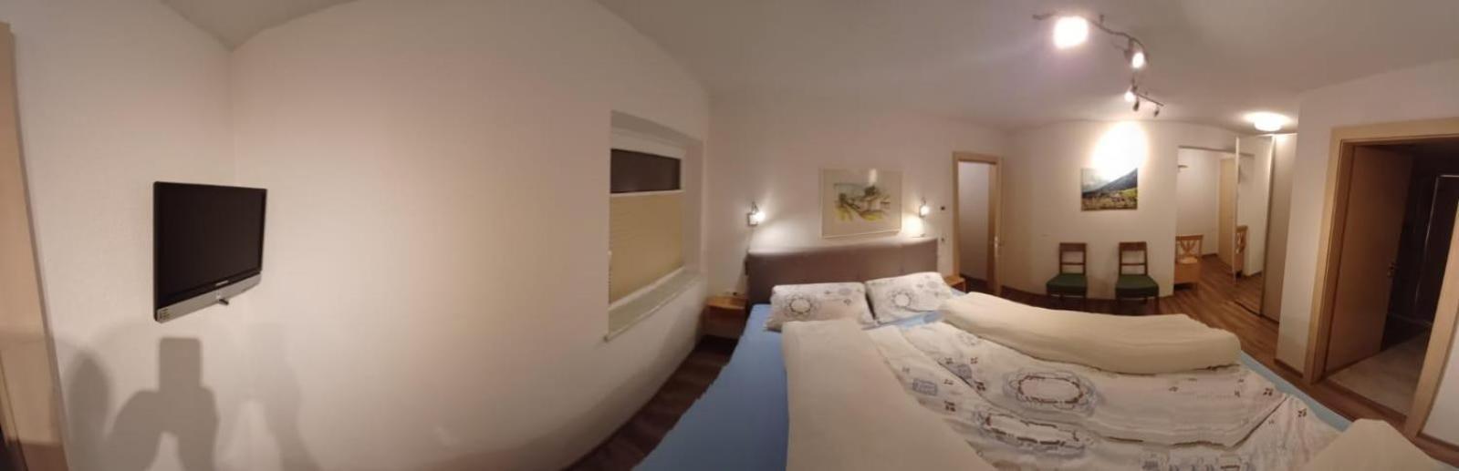 Gaestehaus Koell Roppen Bagian luar foto