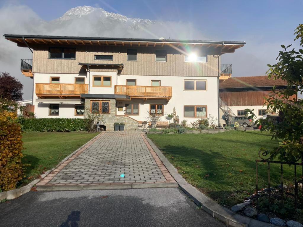 Gaestehaus Koell Roppen Bagian luar foto