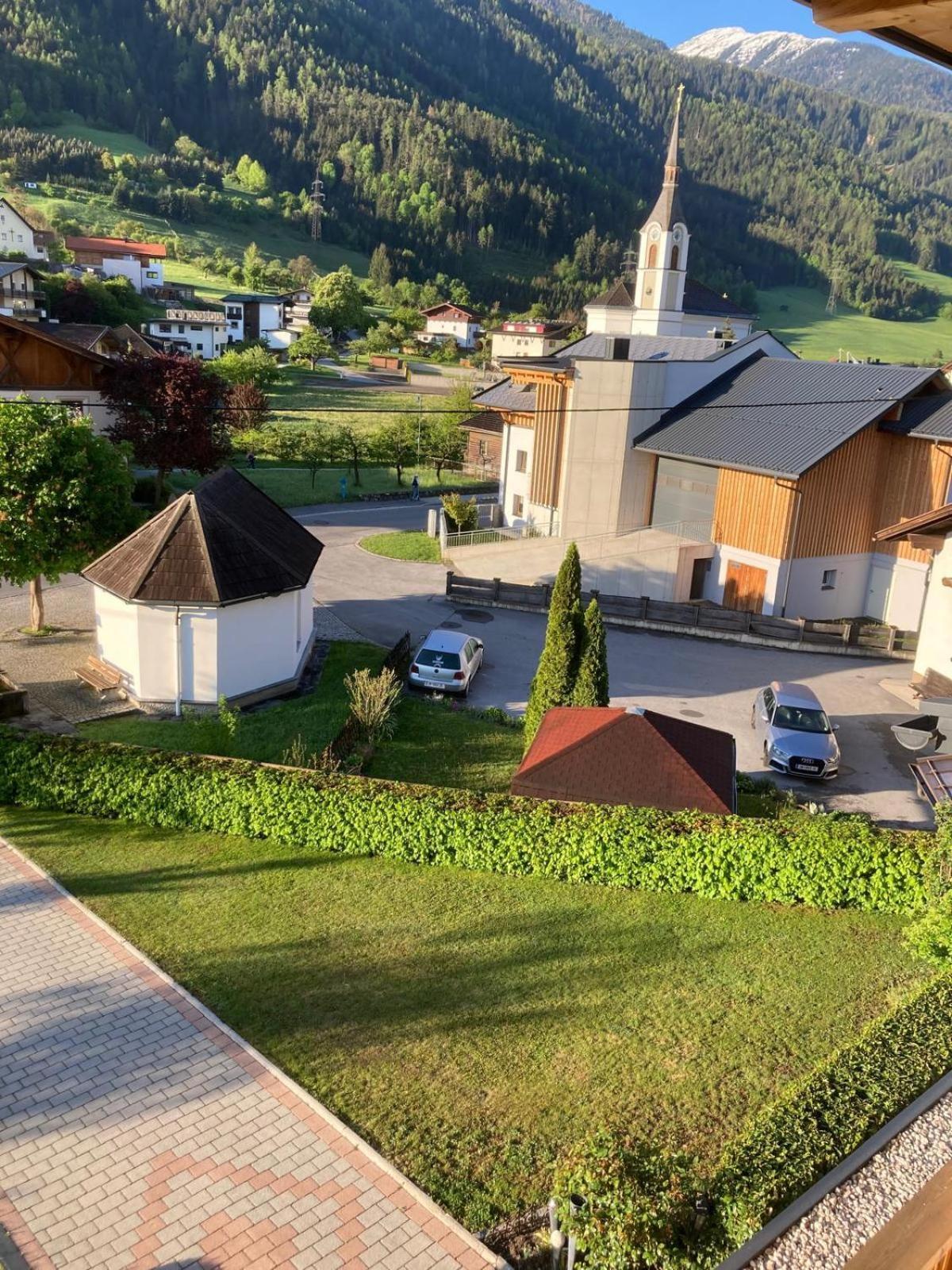 Gaestehaus Koell Roppen Bagian luar foto